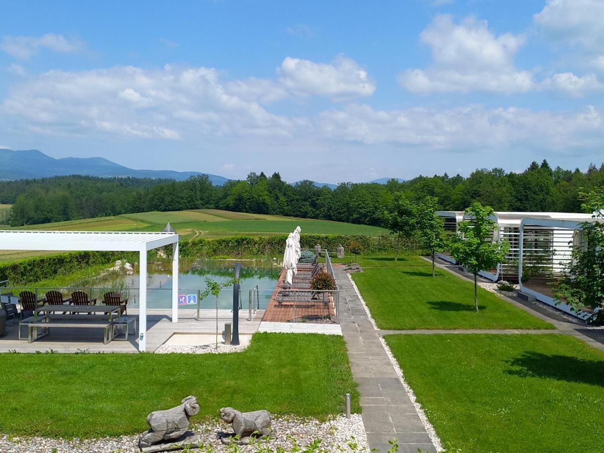 Glamping Maleric With Natural Pool Dragatuš Buitenkant foto