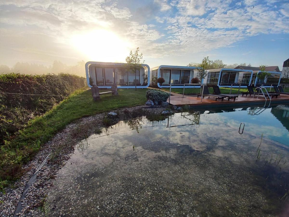 Glamping Maleric With Natural Pool Dragatuš Buitenkant foto